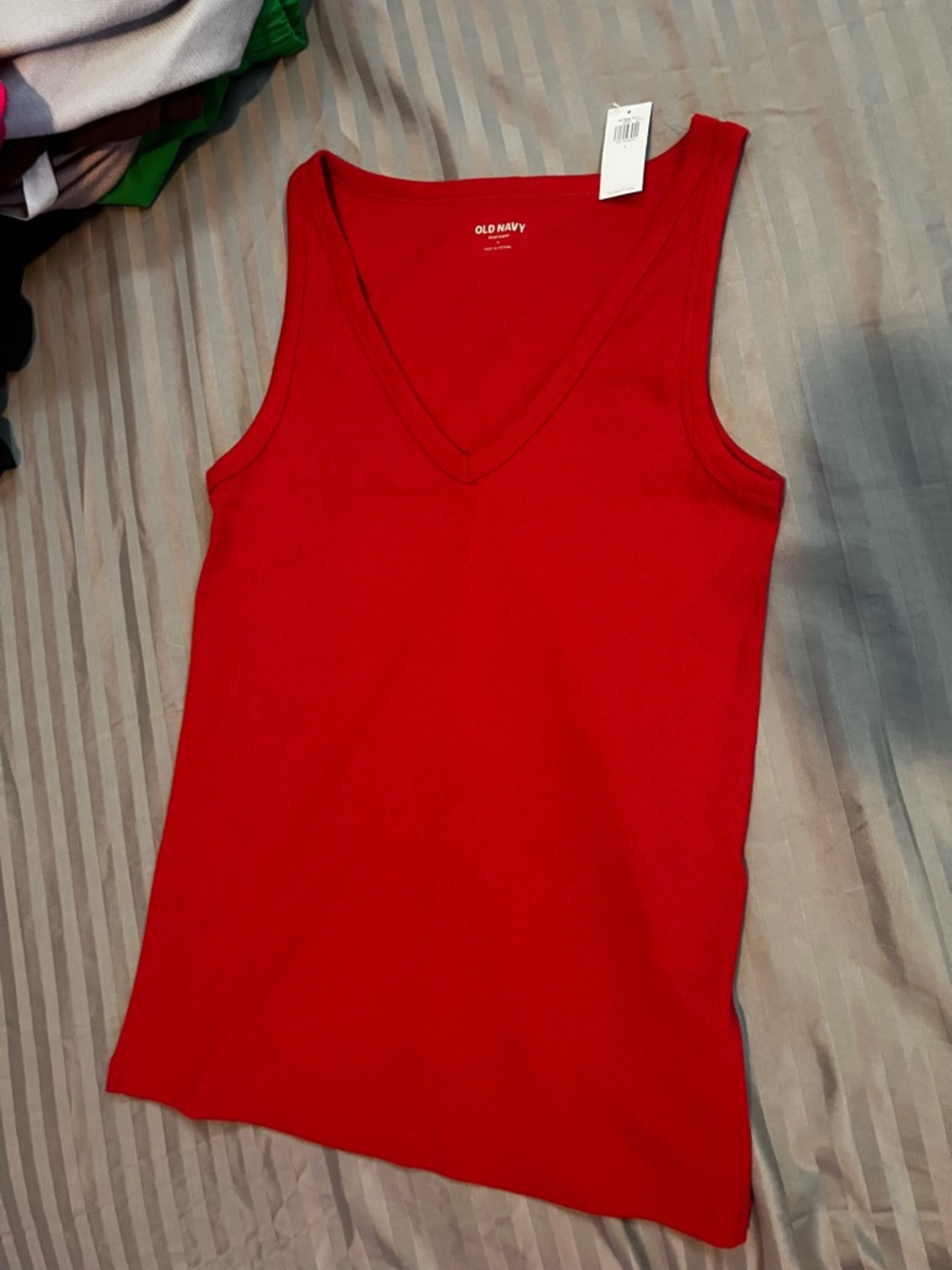 Old Navy Red V-Neck Ribbed Tank Top